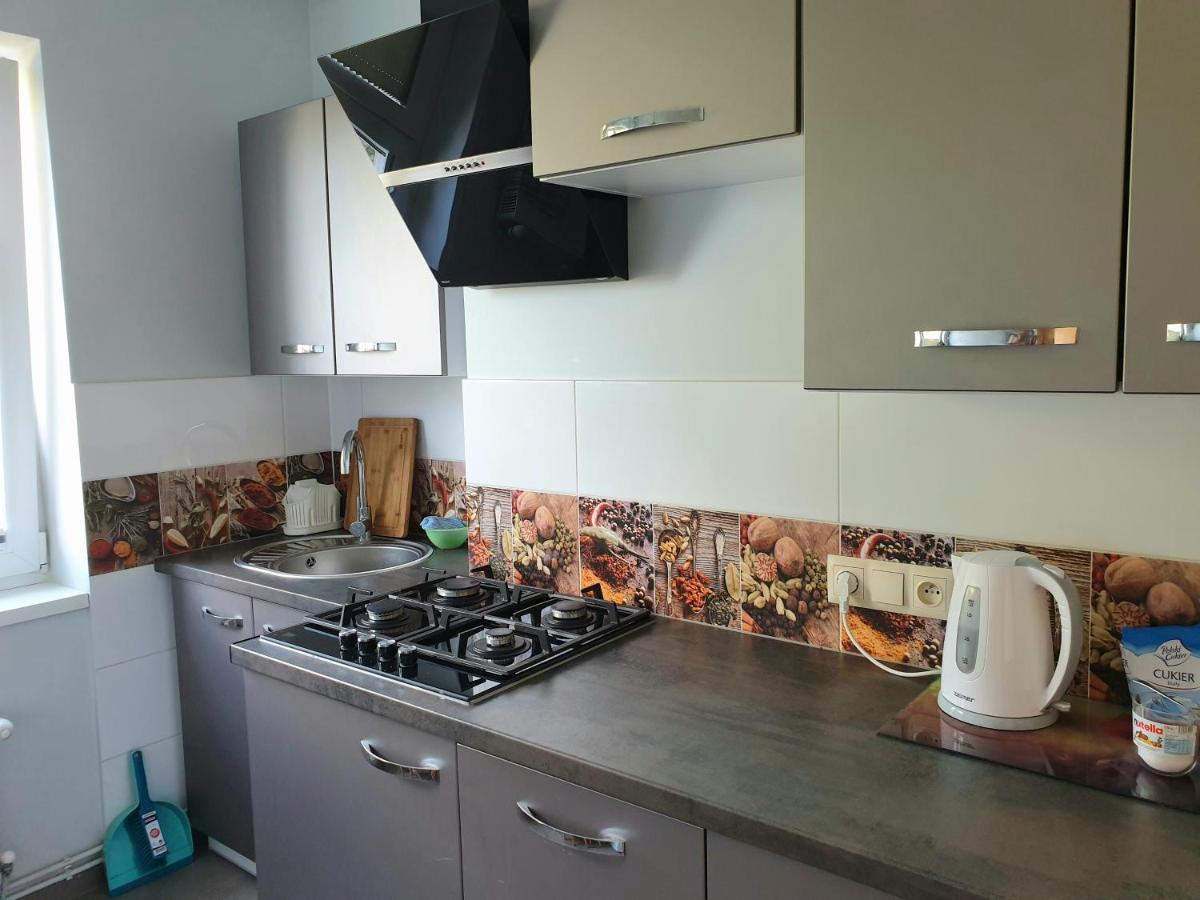 "U Izy" Pokoje Goscinne I Przyczepy Campingowe Mielno  Extérieur photo