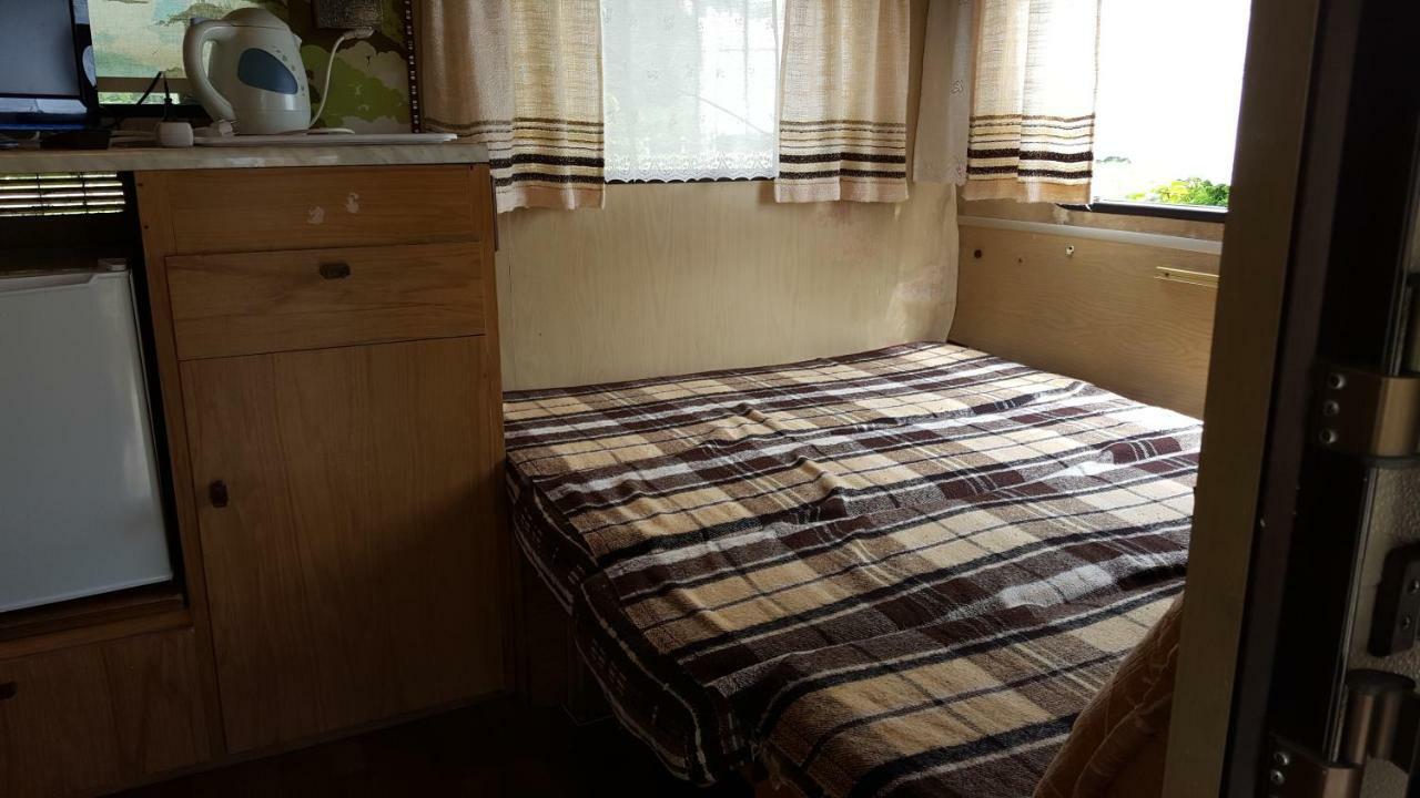 "U Izy" Pokoje Goscinne I Przyczepy Campingowe Mielno  Extérieur photo